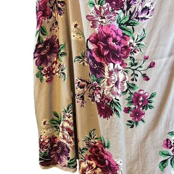 Torrid Floral Print Tank Top Sleeveless Casual Plus Size V-Neck Blouse - Picture 4 of 5